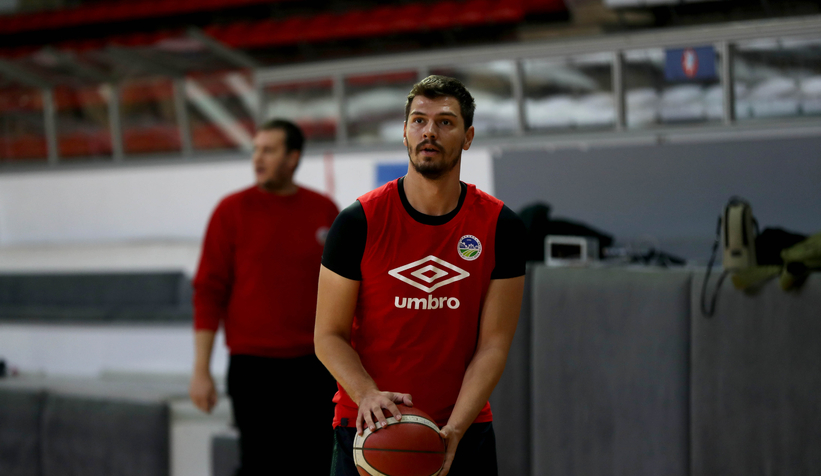 Büyükşehir’in dev adamları parkeye iniyor