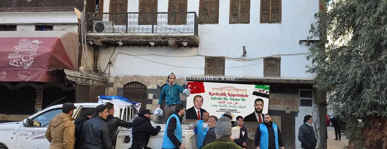 Büyükşehir’in iftar kazanları Şam’da kaynıyor