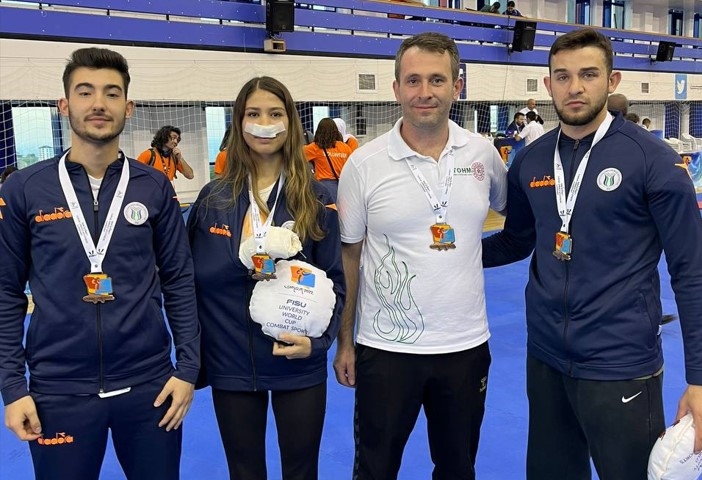 Büyükşehir’in karatecilerinden 3 madalya daha