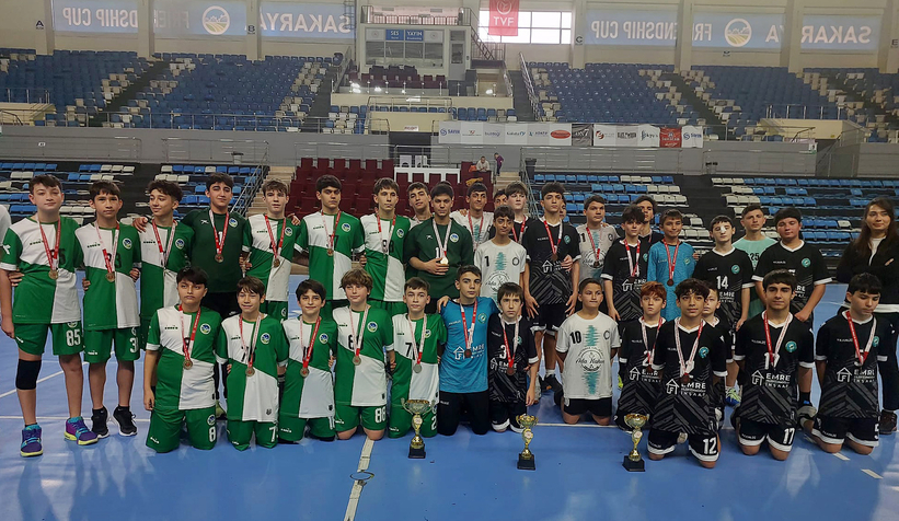 Büyükşehir’in minikleri şampiyonluğunu ilan etti