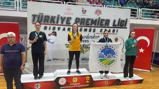 Büyükşehir’in sporcuları Diyarbakır’da kürsüye çıktı