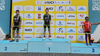 Büyükşehir’in sporcuları güreş ve bisiklette kürsüde yer aldı