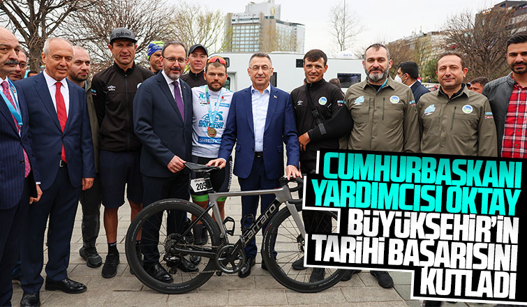 Büyükşehir’in tarihi başarısını kutladı