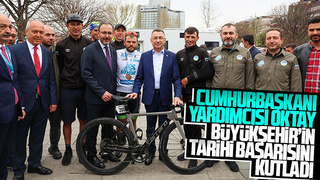 Büyükşehir’in tarihi başarısını kutladı