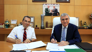 Büyükşehir’in ürettiği kenevirler bilimsel araştırmada kullanılacak