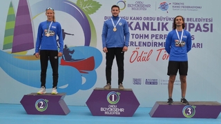 Büyükşehirli kanocular Ordu'dan başarıyla döndü