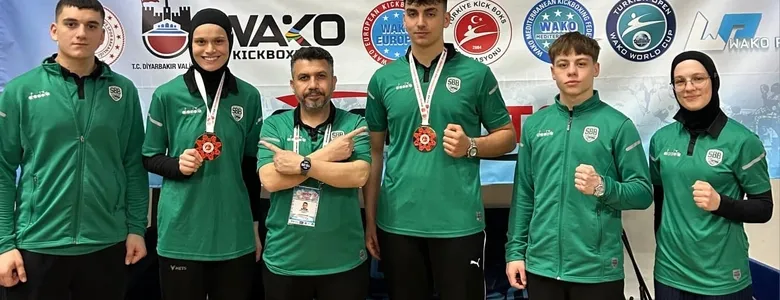 Büyükşehirli Kick Boksçular zirveye uzandı, hedef Milli Takım