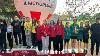 Büyükşehirli sporculardan madalya yağmuru