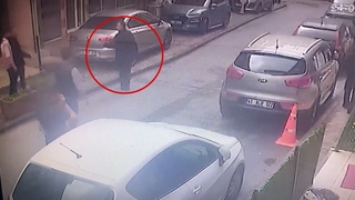 Cadde ortasında vurulan 3 çocuk annesi kadın öldü