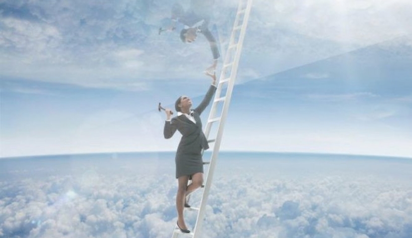 Çalışan kadınlar bilir: Cam Tavan Sendromu nedir