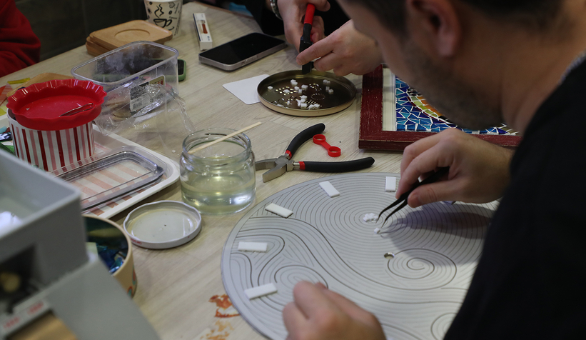 Cam parçaları sanata dönüşüyor