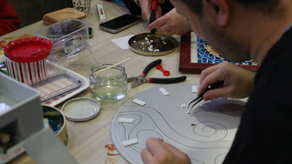 Cam parçaları sanata dönüşüyor