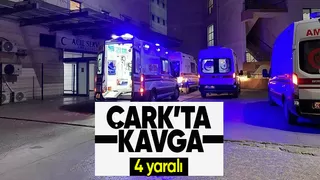 Çark Caddesi'nde iki grup birbirine girdi: 4 yaralı