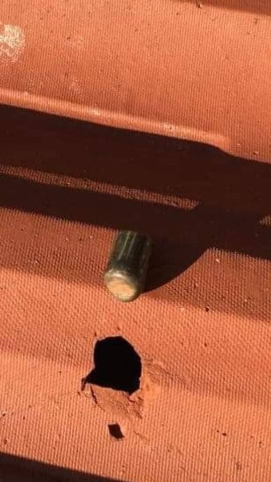 Çatılar delik deşik oldu