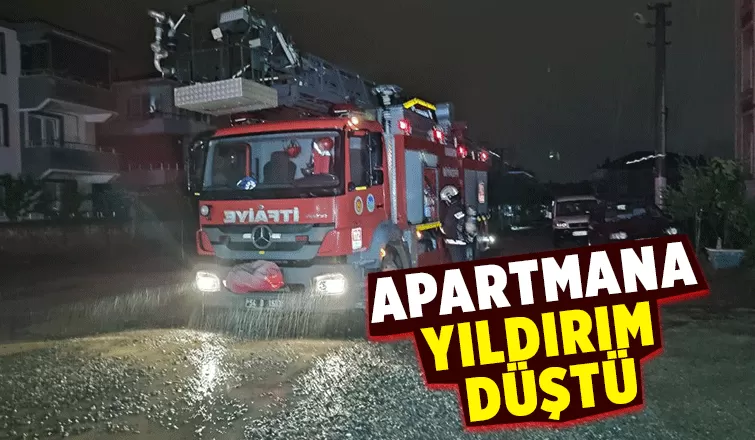 Çatıya yıldırım düştü yangın çıktı