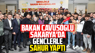 Çavuşoğlu gençlerle sahur yaptı
