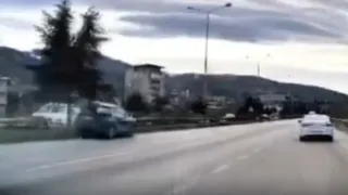 Cenaze dönüşü kaza: 4 yaralı