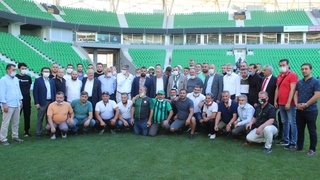 Cevat Ekşi ipi göğüsledi