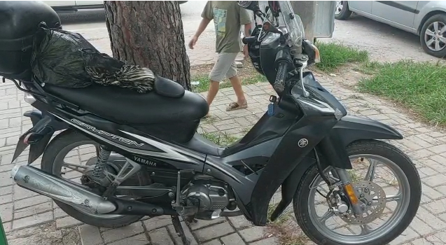 Çocuğa çarpmamak için kaza yaptı