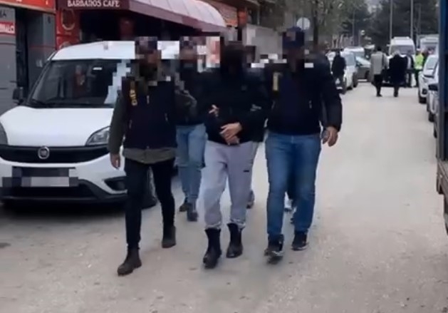 Çocuklara ait müstehcen görüntülerin ticaretini yapan 19 kişi tutuklandı