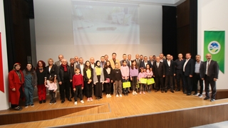 Çocuklarımıza hayvan sevgisini aşılamaya devam edeceğiz