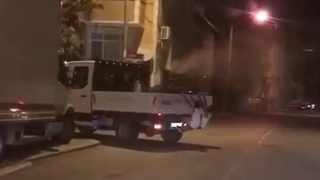 Çocukların tehlikeli eğlencesi kamerada