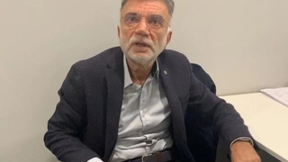 Çöken rezidansın müteahhidi yurt dışına kaçarken yakalandı