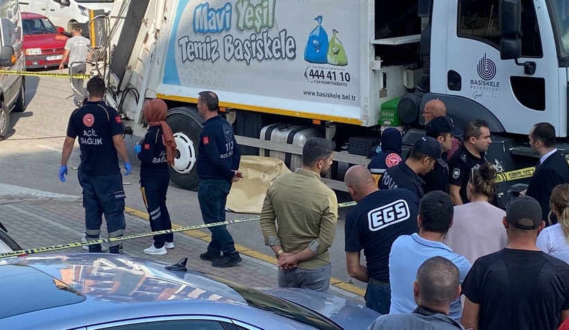 Çöp kamyonunun çarptığı yaşlı kadın hayatını kaybetti