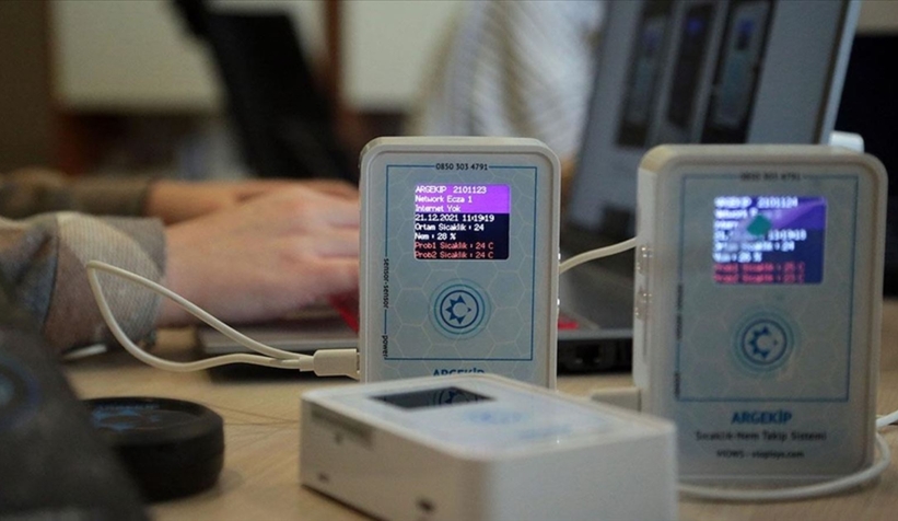 Covid-19 aşılarının nem ve ısısını takip eden cihaz geliştirdiler