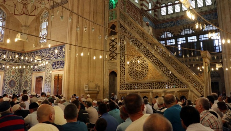 Cuma hutbesinin konusu: Salih amel ve güzel ahlak