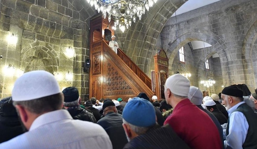 Cuma hutbesinin konusu: Takva, haya ve tesettür