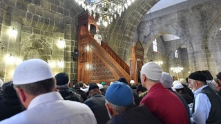 Cuma hutbesinin konusu: Takva, haya ve tesettür