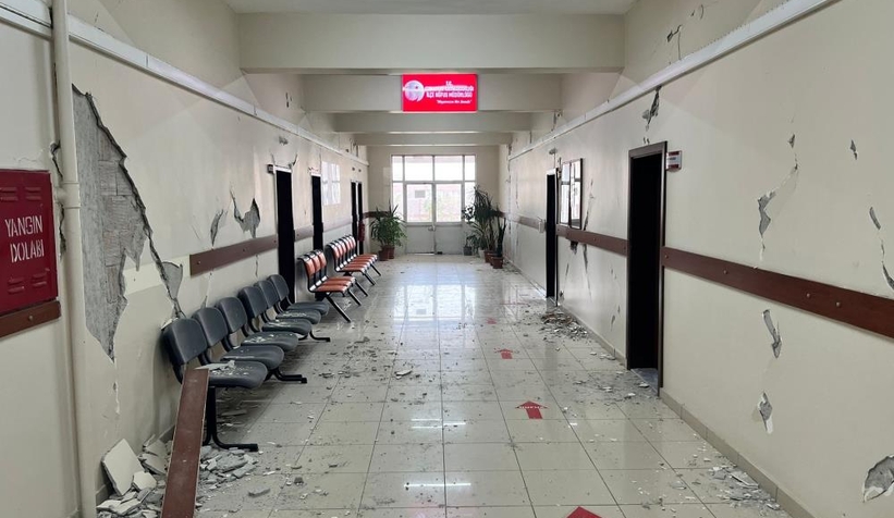 Cumayeri’nde kamu binalarında hasar oldu