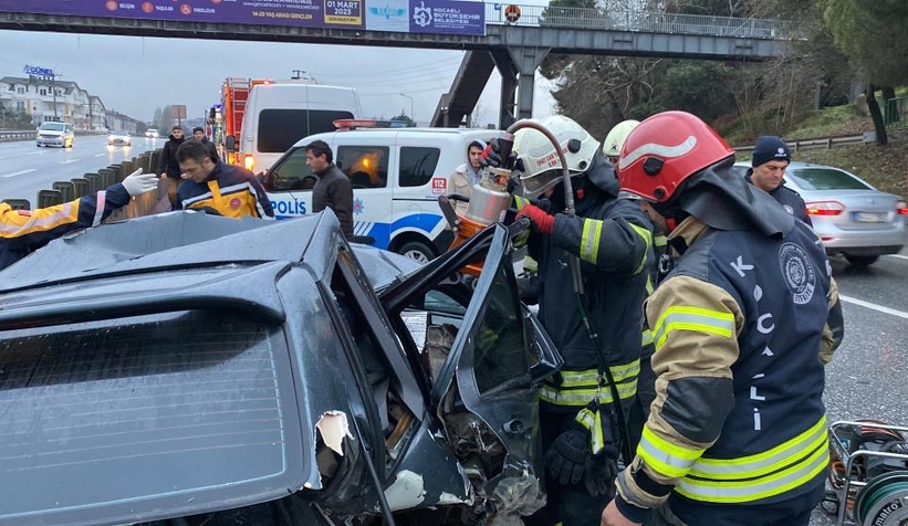 D-100'de feci kaza:2 yaralı