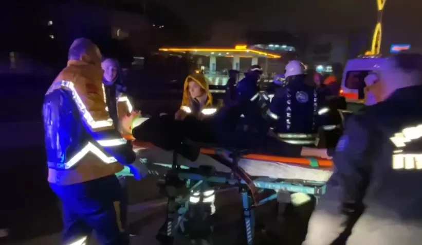 D-100'de kaza: 1 ölü, 5 yaralı