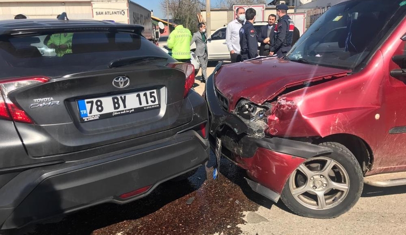 D-100'de kaza: 1 yaralı