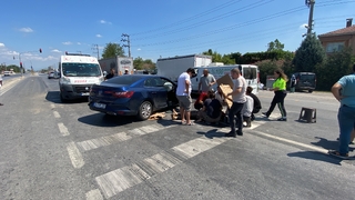 D-100'de otomobil ile minibüs çarpıştı: 1 yaralı