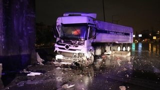 D-100’de kaza: 1 yaralı