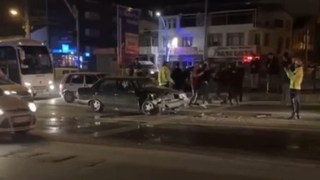 D-100’ü boks ringine çevirdiler