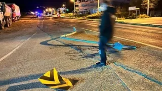 D140'ta Ortalık Savaş Alanına Döndü: Alkollü Sürücü Kamyonla Ortalığı Birbirine Kattı