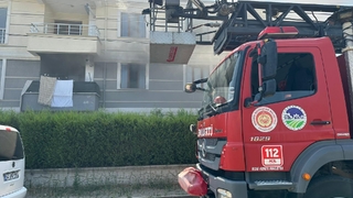 Dairede çıkan yangın paniğe neden oldu