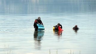 Dalgıçlar Sapanca Gölü’nden çöp topladı