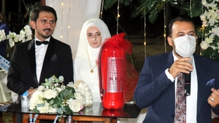 Damat ve geline ilginç düğün hediyesi