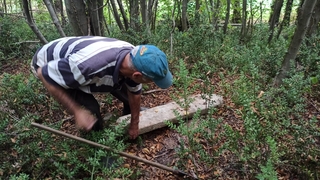 Defineciler mezarlığa dadandı