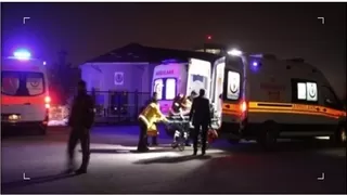 Defolun ülkemizden diyerek 4 Suriyeliyi bıçakladılar
