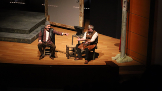 Deli İbram Divanı oyunu yoğun ilgiyle sahnelendi