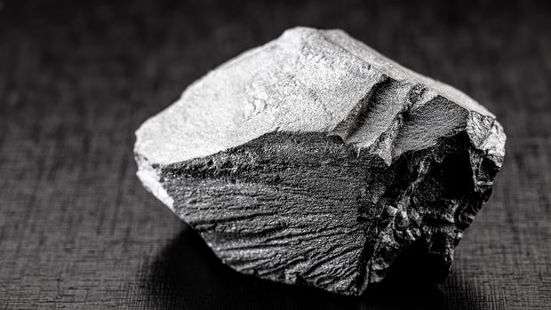 Demir fiyatlarındaki yükseliş artan stoklarla durdu