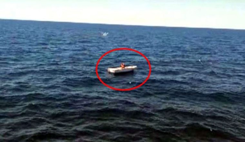 Deniz ortasında 3 gündür yardım bekledi!