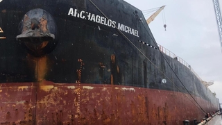 Denizi kirleten dev gemiye milyonlarca lira ceza