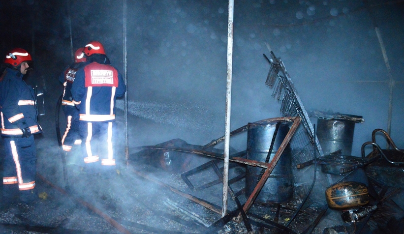 Deposu yanan iş yeri sahibinden şok paylaşım